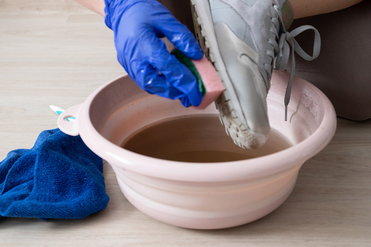 Cleaning Shoe Soles