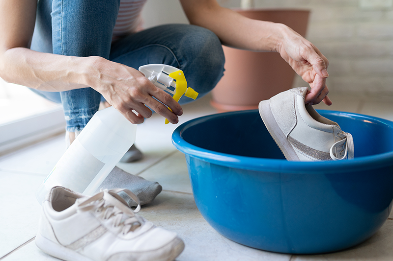 How to Clean White Leather Shoes in Etobicoke