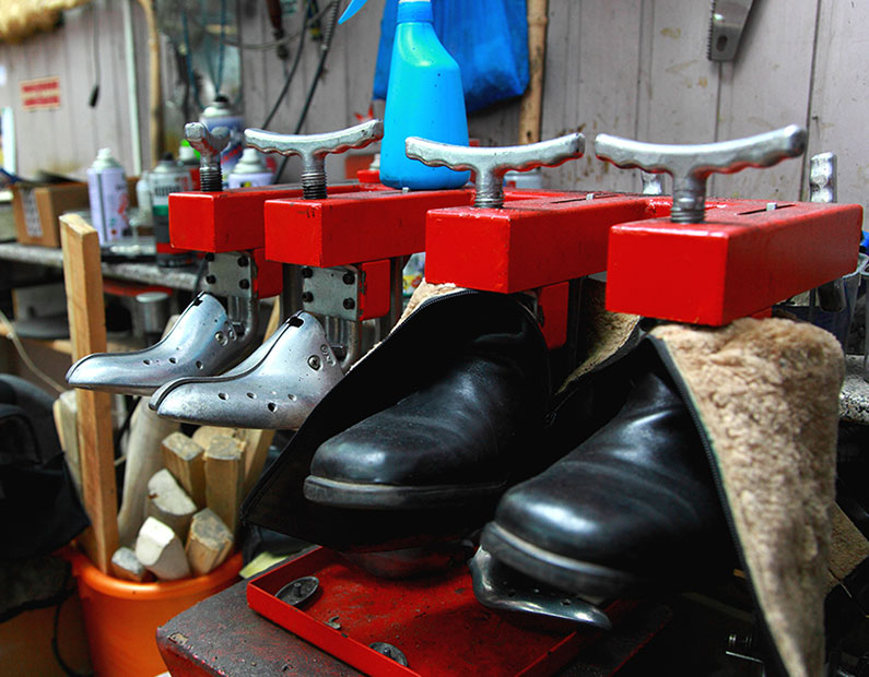 Shoe Stretching in Kitchener