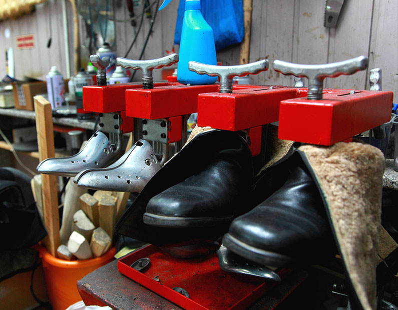 Shoe Stretching in Whitby