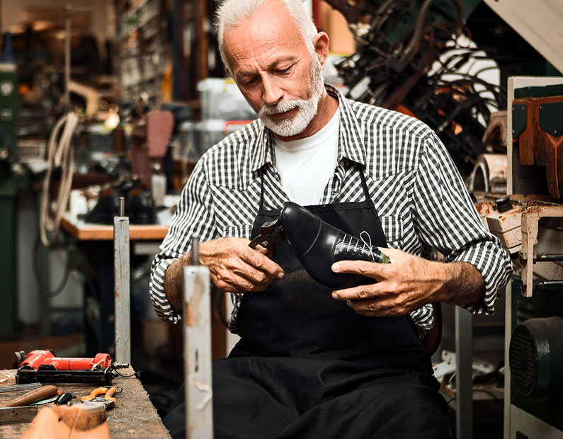 Top shoe repair shop in Burlington