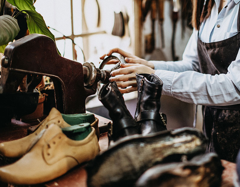 Top shoe repair shop in Milton