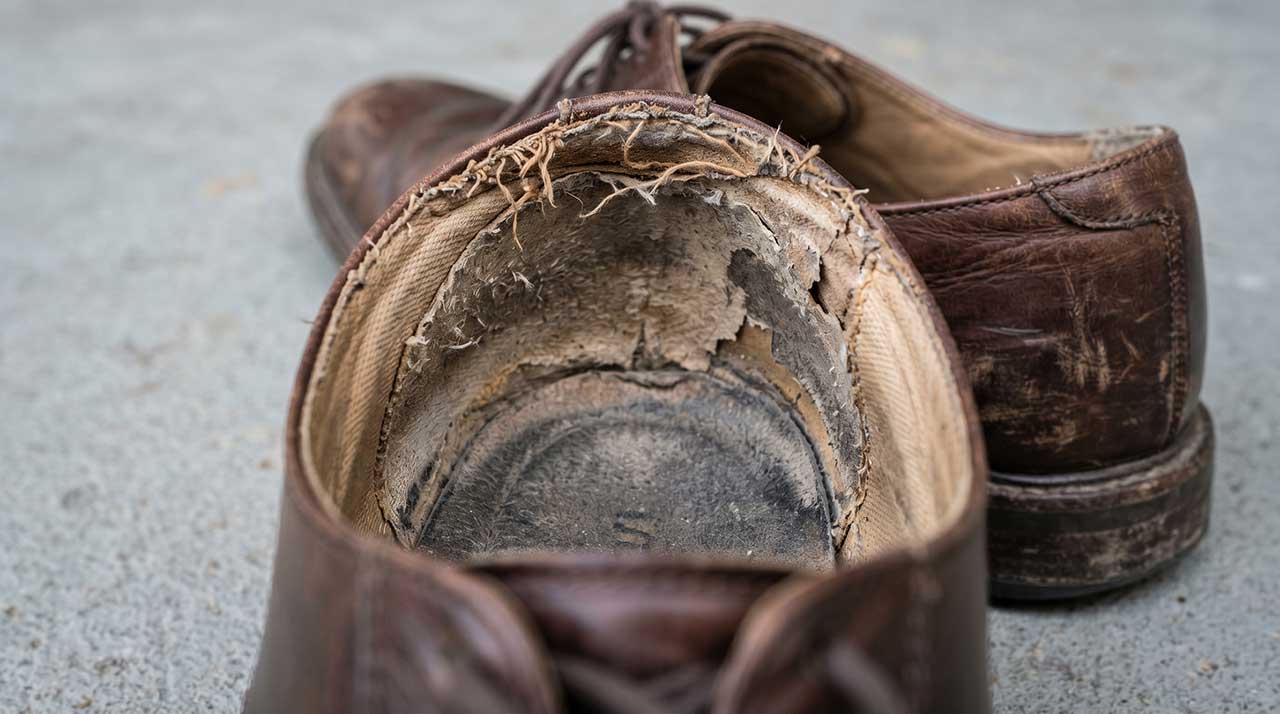 Common Reasons Why a Shoe Lining Gets Damaged